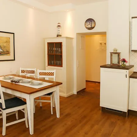 Dünenschloss - 02-24 Ostseebad Kühlungsborn